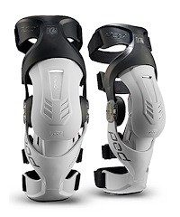 POD K4 3.0 Knäskydd Par Stealth Grey